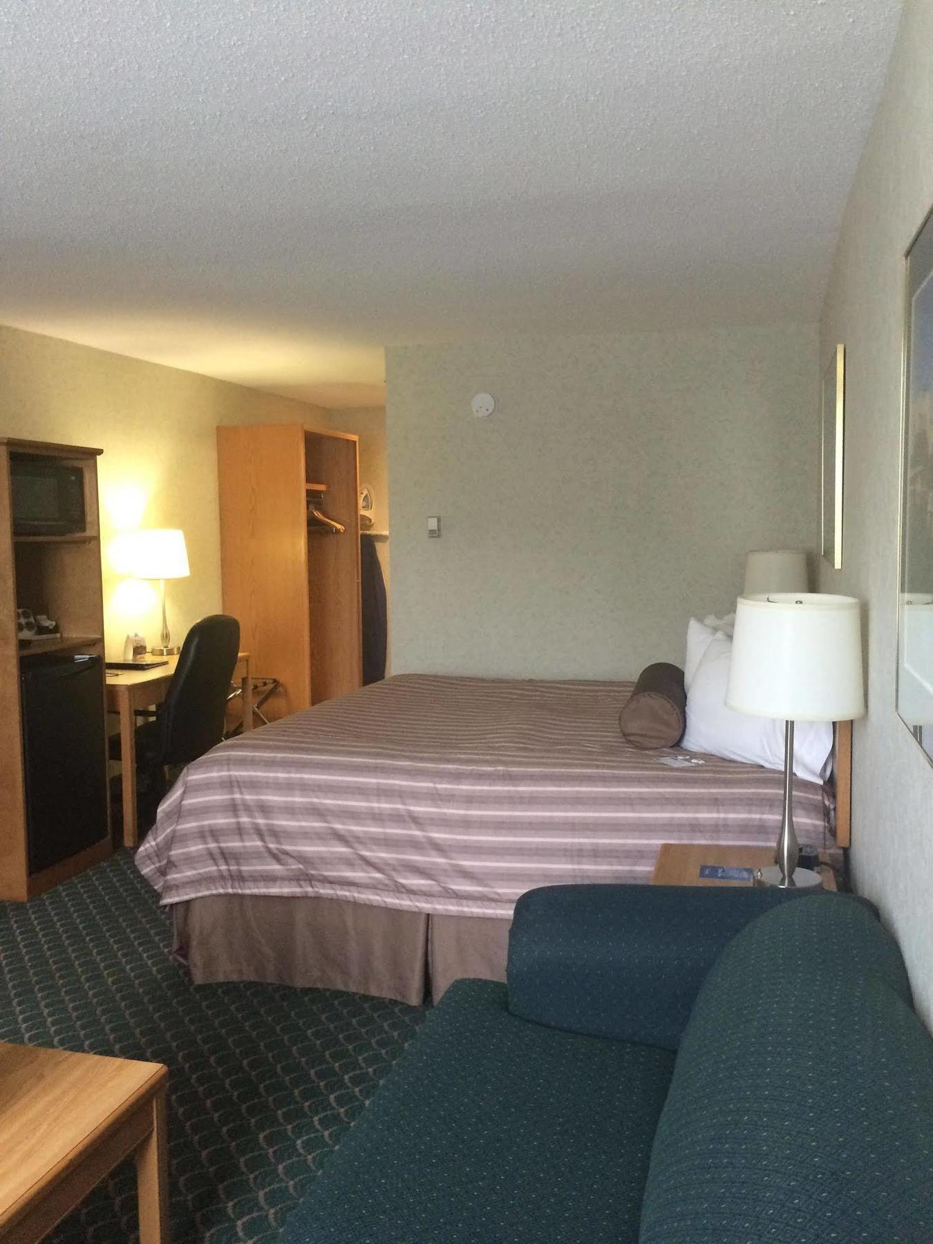 Travelodge By Wyndham East Hotel 2*
